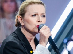 Anna Maria Jopek dla synów zrezygnowałaby z kariery. "Zamiast chodzić na bankiety, sprawdzałam lekcje"