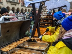 Wigilia dla potrzebujących znów w Krakowie. Pomóż stworzyć świąteczne paczki!