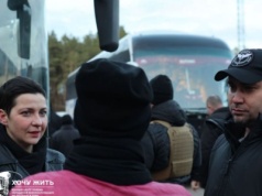 Wysyłka “politycznych” na Ukrainę: Kwestia logistyki czy osobista zemsta Łukaszenki?