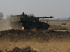 Rzeka pocisków dla Ukrainy. Nie wiadomo, skąd je wzięli