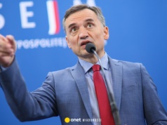 Co z paszportem Zbigniewa Ziobry? Mamy odpowiedź wojewody