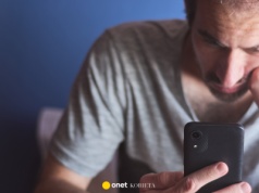 "Precz z mej pamięci i z mego Netflixa". Dziś o rozstaniu informuje powiadomienie z aplikacji