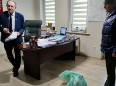 Golina. Zebrała śmieci w lesie i zaniosła worek burmistrzowi