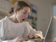 Przynęta na gniew. Tak algorytmy zarabiają na Twoim oburzeniu