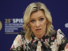 Sikorski krytycznie o zachowaniu Orbana. Jest riposta Zacharowej