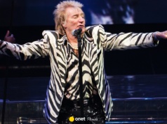 Rod Stewart nagle przerwał koncert i wykrzykiwał do fana. "Wypad stąd!"