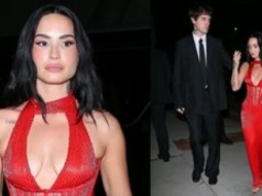 Lżejsza o 23 kilogramy Demi Lovato mknie na świąteczną imprezę w czerwonej sukience z dekoltem. Zabrała ze sobą męża (ZDJĘCIA)