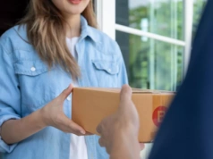 PIP robi nalot na firmy kurierskie. Inspektorzy przyjrzą się pracy kurierów w Wigilię