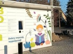 Kolejny książkomat we Wrocławiu. Stanął w Parku Literackim