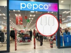 Udekoruj dom na święta z Pepco. Wiralowe kieliszki w atrakcyjnej cenie