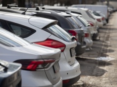 A jednak! KE wycofuje się z zakazu sprzedaży aut spalinowych