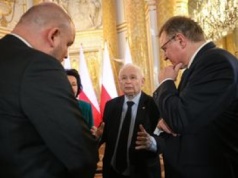 "Za chwilę skasuję mój wpis". Kurski prosto z "wigilii" u Kaczyńskiego