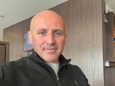 Gra na mistrzostwach świata. Z pracy jednak nie chce rezygnować