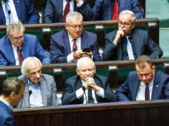 Wojna domowa w PiS: "Nie można nawet wykluczyć, że dojdzie do podziału"