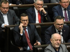 Dwie wigilie PiS. Kto pojawił się na spotkaniu z Morawieckim?