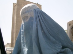 Ponad 100 tysięcy imigrantów – tylu sprowadzili sobie Niemcy w ramach tzw. łączenia rodzin