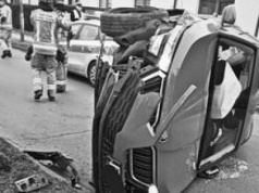 Tragiczny finał wypadku na ul. Pilskiej w Kaczorach. Poszkodowany mężczyzna nie żyje