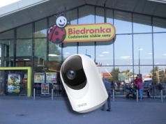 Kamera Wi-Fi za 69 zł. Biedronka znowu rozbiła bank