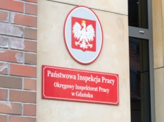 Inspektorzy PIP sprawdzą, kto pracuje w wolną Wigilię. Kary mogą sięgnąć 30 tys. zł