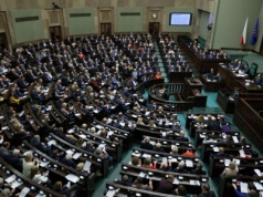 Koniec bonifikat i nowy „najem senioralny”. Sejm podzielony w kwestii mieszkań komunalnych