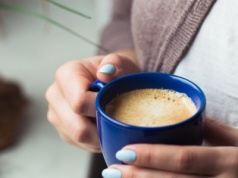 ​Dodaj szczyptę do porannej kawy. Apetyt zwolni, a koncentracja wystrzeli w kosmos