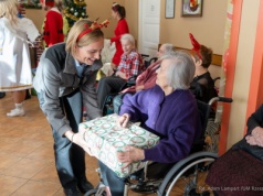 Świąteczne spotkanie w DPS przy ul. Sucharskiego