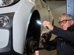 Pojechaliśmy do ASO w pełni sprawnym autem. Wycenili "naprawy" na 23 tys. zł