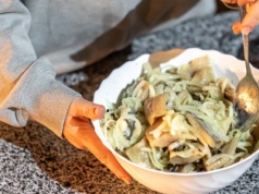 "Śledzie proboszcza" to co roku świąteczny hit w moim domu. Każdy prosi o dokładkę