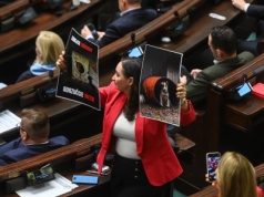 Sejm zagłosował nad odrzuceniem weta prezydenta do ustawy łańcuchowej. Jak głosowali posłowie?
