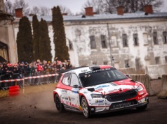 Rajd Barbórka 2025. Szejowie na podium Karowej. Kamena Rally Team przed Rajdem Dakar 2026