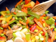 Podwyższony cholesterol – jak go obniżyć bez leków? Sprawdzone sposoby