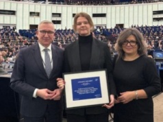 Wzruszające słowa córki Andrzeja Poczobuta w PE