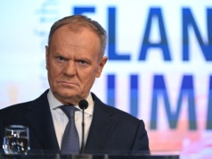 Polacy będą pracować dłużej. Rząd ma plan