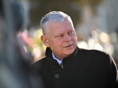 Suski dla Blask Online. Zgodnie z wyrokiem sądu słowo DEBIL to dopuszczalna krytyka