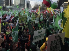 Protest rolników w Brukseli. „Traktory atakowane armatkami wodnymi”