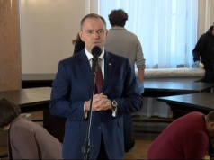 "Dziś w Polsce skończył się postkomunizm". Okrągły Stół wyjeżdża z Pałacu