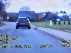 Pędził ponad setką w obszarze zabudowanym. Słono za to zapłacił