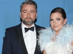 Nie zgadniecie, gdzie Kuba Badach i Ola Kwaśniewska trzymają choinkę. Co za pomysł!