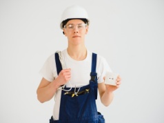 Technik elektryk - zawód kluczowy w nowoczesnej gospodarce