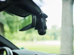 Wideorejestrator NEXTBASE Piqo 2K – dyskretny anioł stróż dla każdego kierowcy