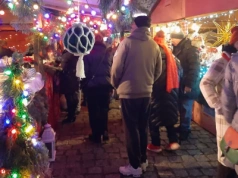 Rękodzieło i smaki świąt. Co można było kupić na jarmarku?