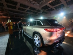 Konsolidacja w leasingu flot: Arval rozmawia o zakupie Athlon od Mercedes-Benz