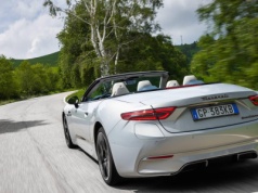 Maserati świętuje Rok Trójzęba na Salonie Samochodowym w Brukseli