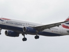 Pasażer na gapę w samolocie z Londynu. "Udawał, że jest z rodziną"