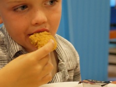 Już 8-latki mają za wysoki cholesterol. Eksperci: to efekt naszych wyborów