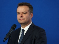 "Zła wola", "dziwię się". Rzecznik PiS komentuje medialną wojnę frakcji