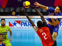 Honorowe pożegnanie zespołu z Kataru z KMŚ