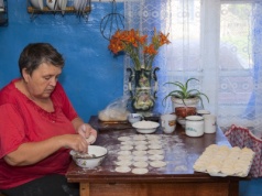 "Babcia robi święta dla całej rodziny. Chcę ogłosić zrzutkę, ale szwagierka kręci nosem"