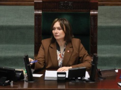 Donald Tusk powierzy to stanowisko kobiecie? "Zręczny dyplomata, który czasem przyłoży łopatą"