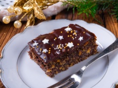 Makowiec japoński nigdy nie opada. Pozostaje wilgotny nawet po kilku dniach